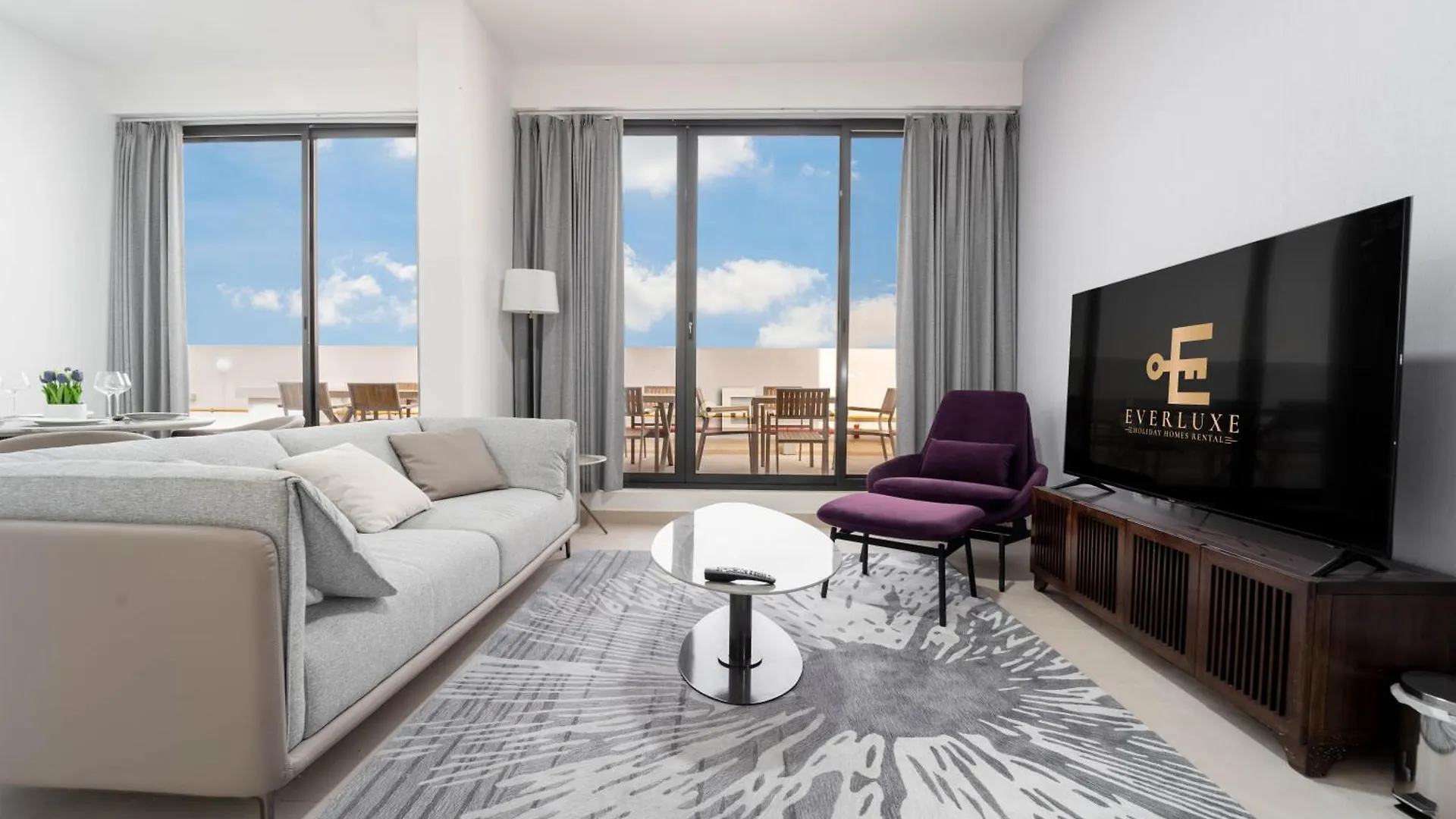 Apartmán Everluxe 2-Bed Apt In Al Karama With Terrace Dubaj 0*,